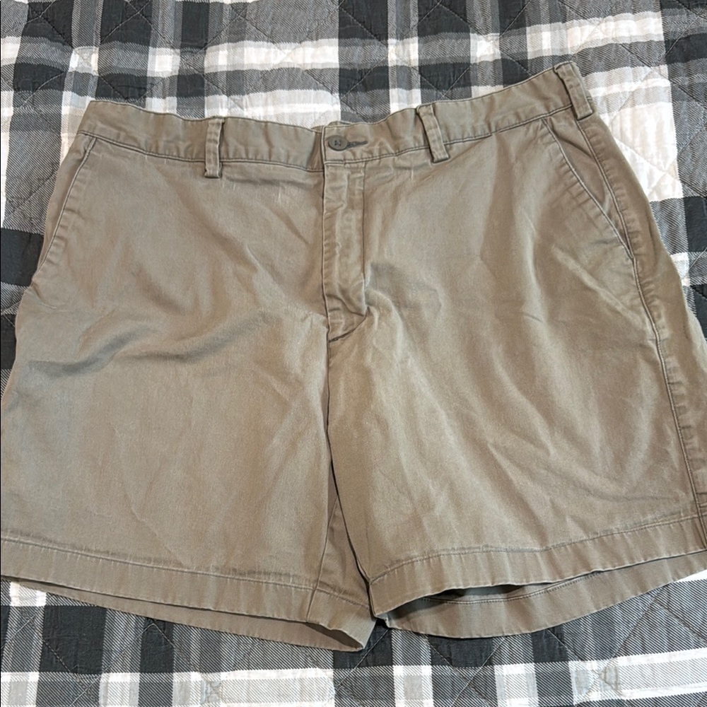 Fish Hippie Men's Drift Khaki Shorts 6 inch